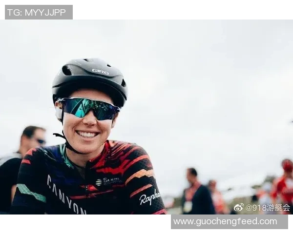 芬兰黑人足球球星逆袭欧洲赛场展现坚毅与荣耀人生