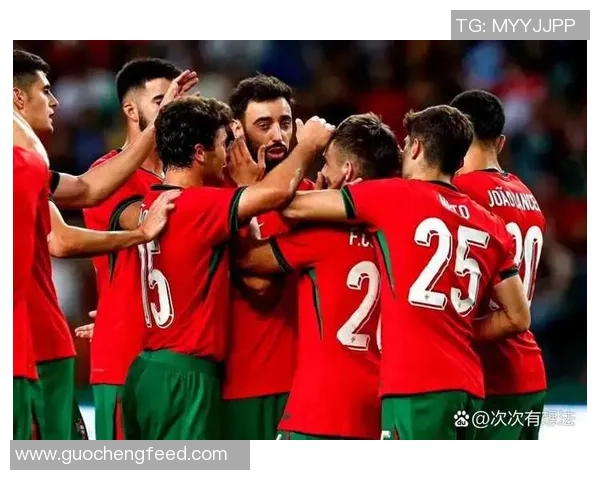 特里尔足球明星球员介绍及其职业生涯成就回顾